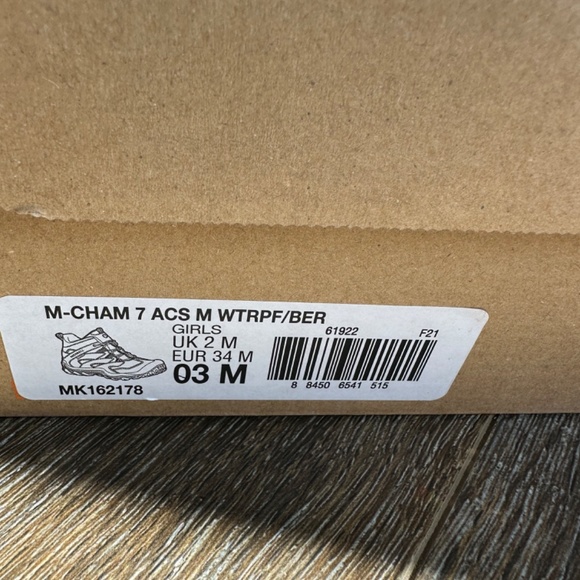 Merrell Hiking/ winter boots - Picture 6 of 6